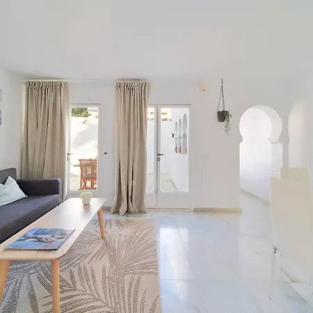 Apartman Salt Pool Bliss