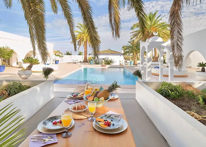 Salt Pool Bliss Torremolinos