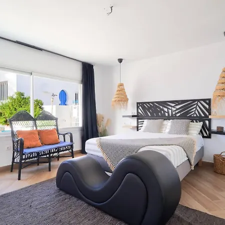 Salt Pool Bliss Torremolinos