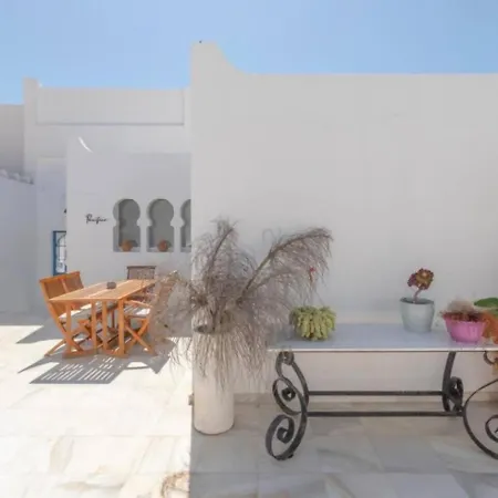 Riad Mauresque Salt Pool Bliss Suites Apartman