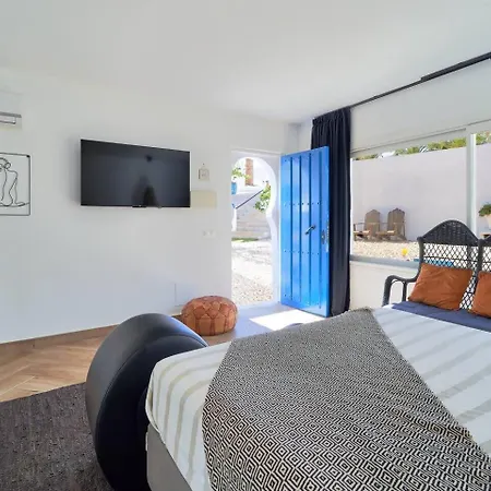 Riad Mauresque Salt Pool Bliss Suites Torremolinos