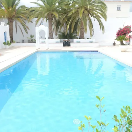 Salt Pool Bliss * Τορρεμολίνος